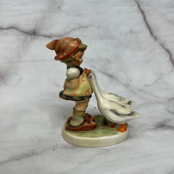 Vintage Hummel Goose Girl Figurine #47 TMK3 4.75" - Picture 3 of 7